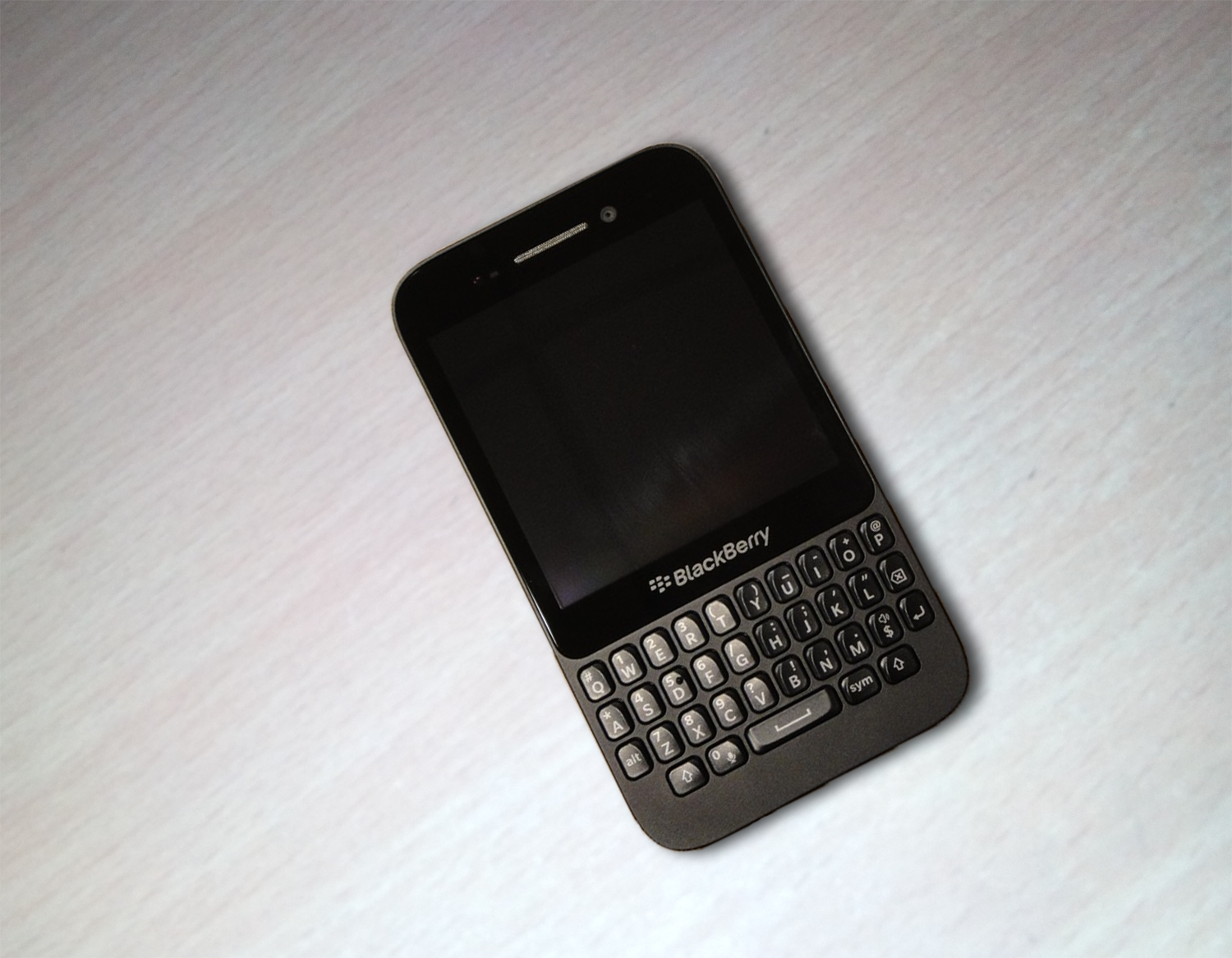 BlackBerry_Q5