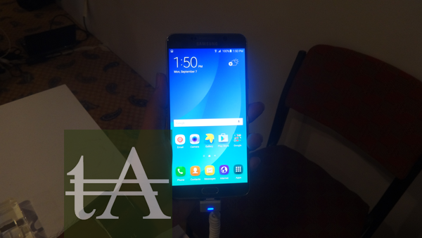 Samsung Galaxy Note 5 Front