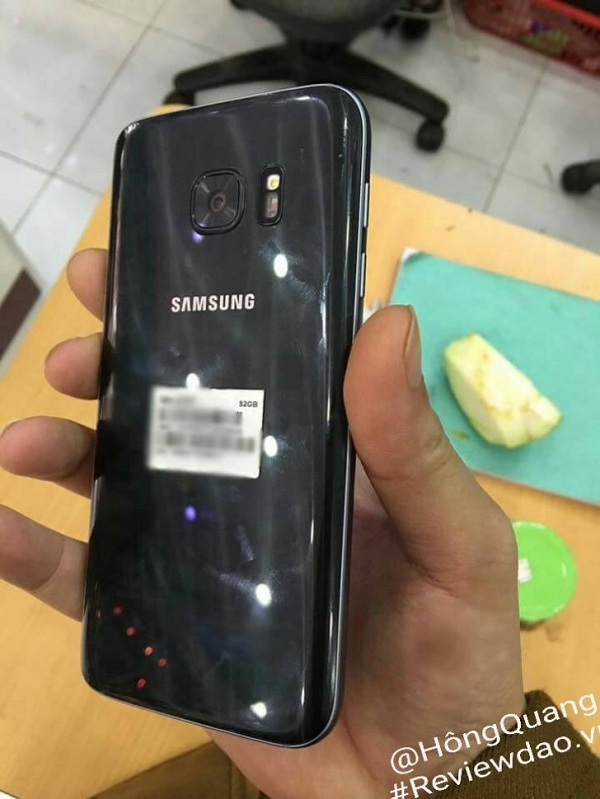 Samsung Galaxy S7 Real Leak Image